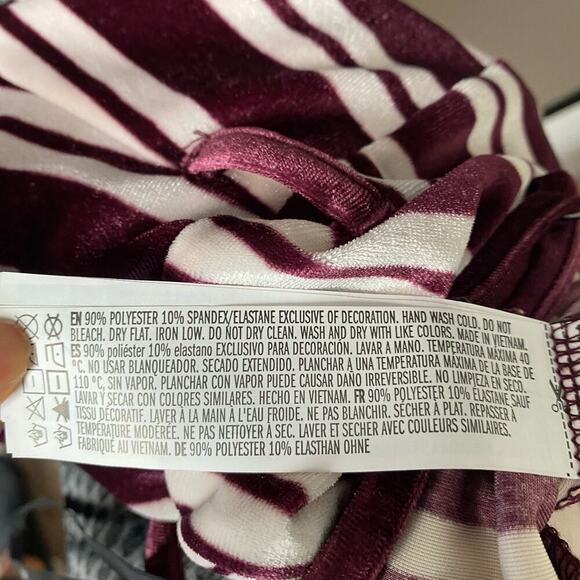 Forever 21 sz S red white valor stripe‎ jumpsuit - Picture 5 of 9